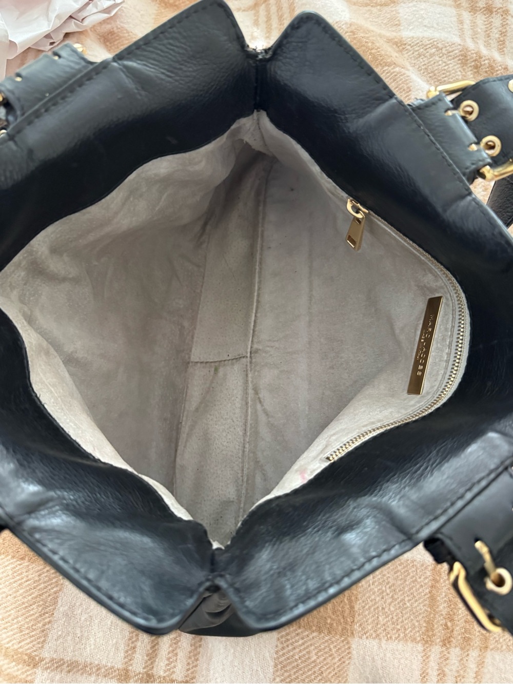 Good used condition black Marc Jacobs bag - Picture 9 of 11